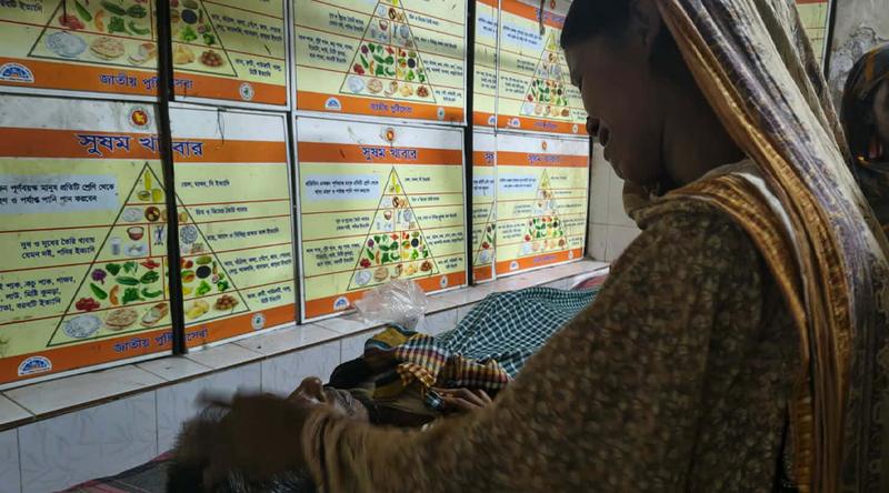 কুমিল্লায় কুকুরকে লাথি দেওয়ার প্রতিবাদ করায় বৃদ্ধকে পিটিয়ে হত্যা