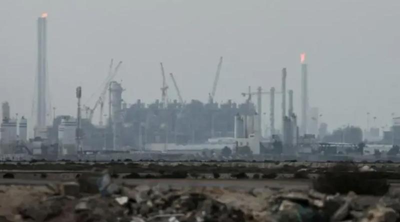 কাতারের তেলবাহী ট্যাংকারে ইরানি ক্ষেপণাস্ত্র হামলা, ২১ নাবিক উদ্ধার