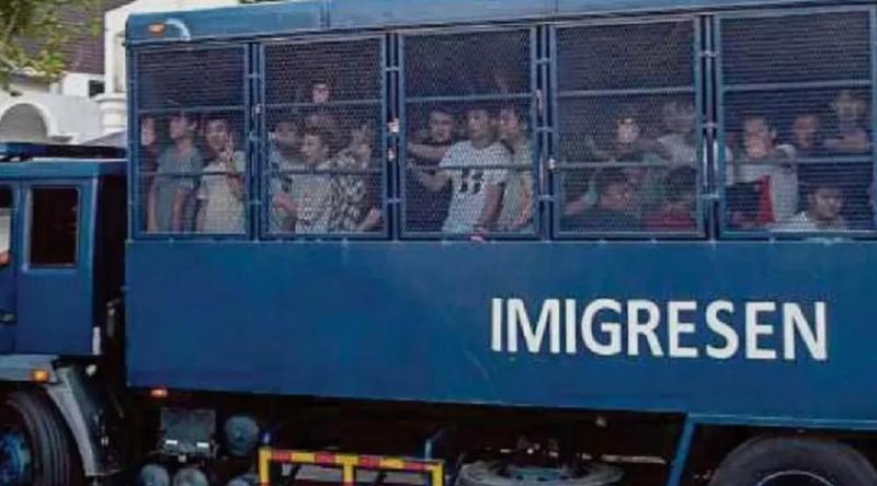 মালয়েশিয়ায় ৭১৫৪ জন বিদেশির বৈধতা যাচাই, শীর্ষে বাংলাদেশ