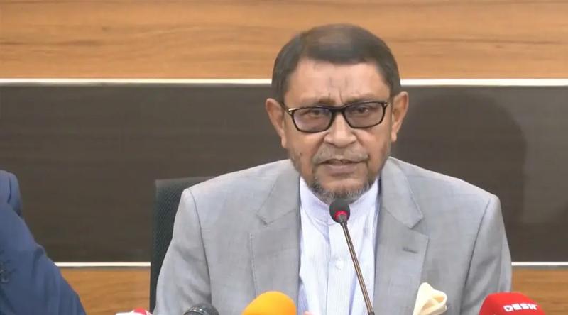 প্রধানমন্ত্রী রাজপ্রাসাদে অফিস না করে সচিবালয়ে এসে অফিস করেন: স্বাস্থ্যমন্ত্রী