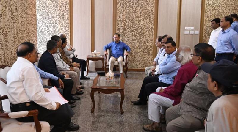 প্রধানমন্ত্রীর সঙ্গে পূজা উদযাপন পরিষদের প্রতিনিধিদের সাক্ষাৎ