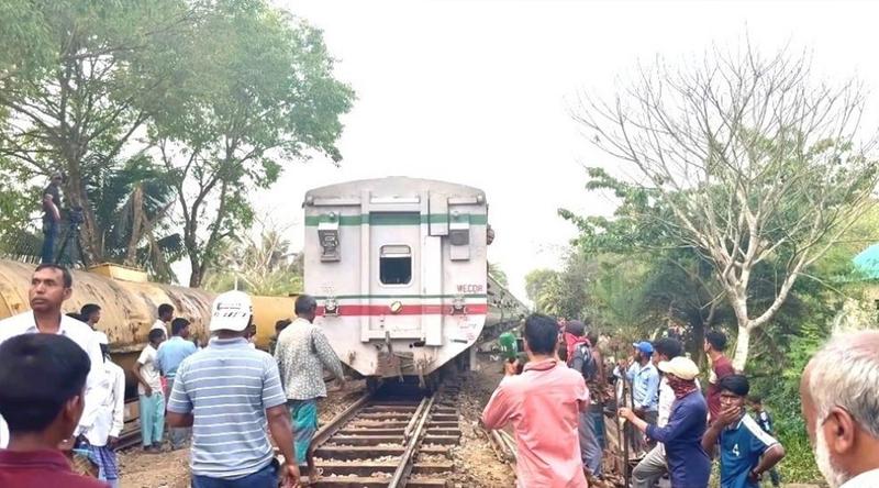 ১৯ ঘণ্টা পর ঢাকা-সিলেট রেল যোগাযোগ স্বাভাবিক