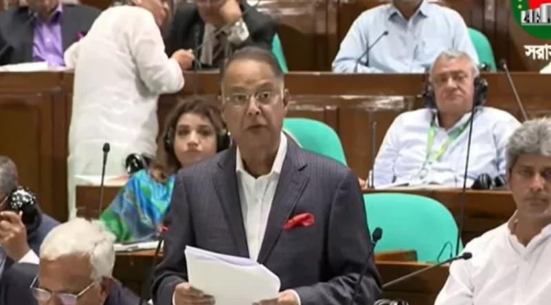 আদানি গ্রুপের সঙ্গে বিদ্যুৎ চুক্তি পুনর্বিবেচনা করছে সরকার