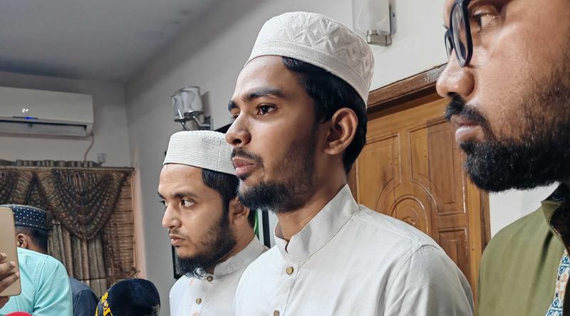 বিএনপি এখন আওয়ামী লীগের ধারায় ফিরে যাচ্ছে: আসিফ মাহমুদ