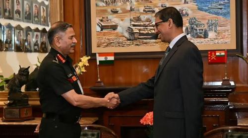 ভারতের সেনাপ্রধানের সঙ্গে বাংলাদেশ হাইকমিশনারের সৌজন্য সাক্ষাৎ