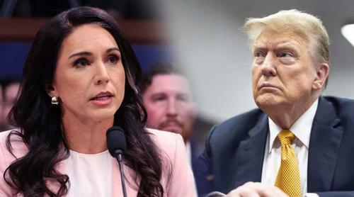 তুলসি গ্যাবার্ডকে নিয়ে ক্ষুব্ধ ডোনাল্ড ট্রাম্প, সরানোর গুঞ্জন