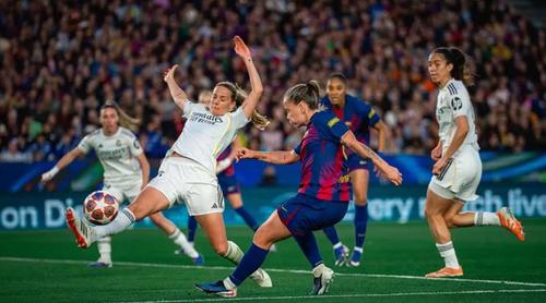 নারী ক্লাসিকোর ইতিহাসে ঐতিহাসিক মুহূর্ত, রিয়ালের জালে বার্সার ১২ গোল!