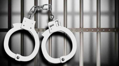 রাজধানীতে পুলিশের বিশেষ অভিযানে গ্রেপ্তার ১০