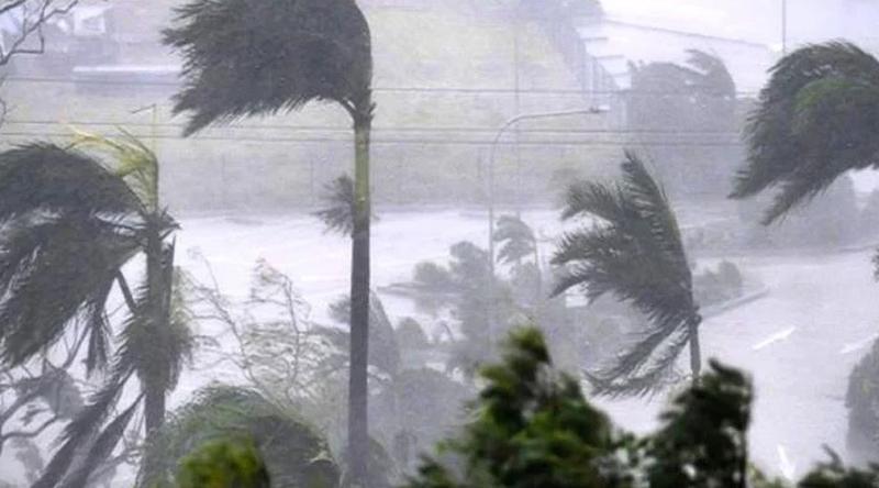 রাতে দেশের ২ জেলায় ৬০ কি.মি. বেগে ঝড় ও বজ্রসহ বৃষ্টির আশঙ্কা