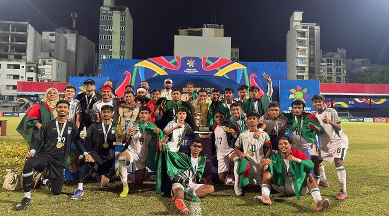 চ্যাম্পিয়নদের জন্য পুরস্কার ঘোষণা ক্রীড়া প্রতিমন্ত্রীর