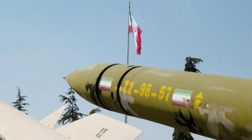 ইরান নকল মিসাইল মোতায়েন করে ফাঁকি দিচ্ছে মার্কিনিদের