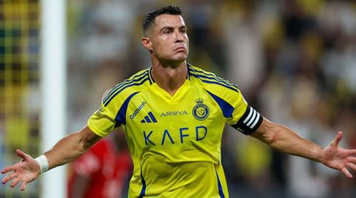 ৮৩ মিনিট খেলে জোড়া গোল, রোনালদোর রাজসিক প্রত্যাবর্তন