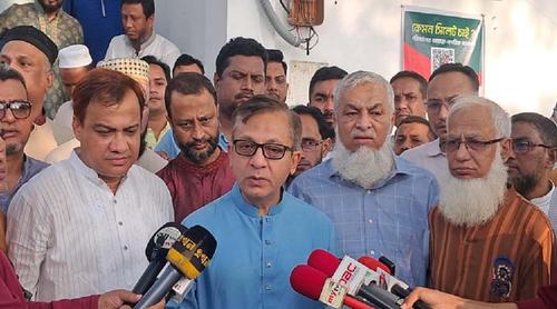 আপদকালীন পরিস্থিতিতে বিদ্যুৎ সাশ্রয়ে পদক্ষেপ নেওয়া হচ্ছে: বাণিজ্যমন্ত্রী