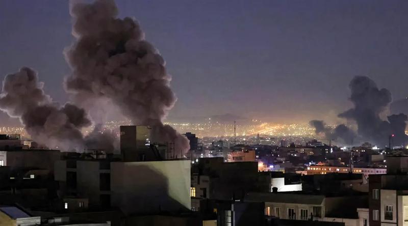 সারারাত তেহরানে হামলা চালিয়েছে যুক্তরাষ্ট্র-ইসরায়েল