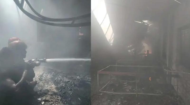 কদমতলীর গ্যাসলাইট কারখানায় অগ্নিকাণ্ডে ৪ মরদেহ উদ্ধার