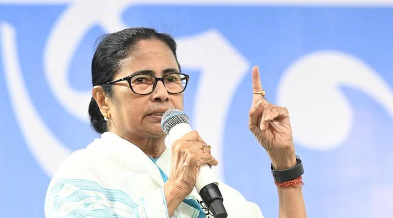 বিজেপি সবচেয়ে বড় অনুপ্রবেশকারী : মমতা