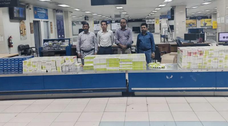 চট্টগ্রামে বিমানবন্দরে বিপুল পরিমাণ সিগারেট উদ্ধার