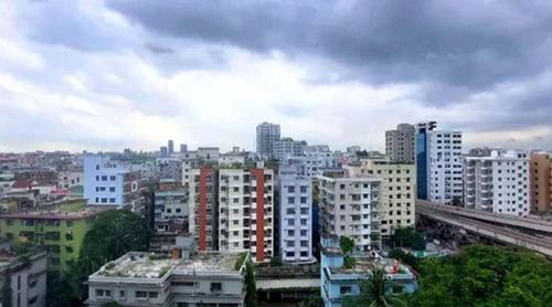 আজ অস্থায়ীভাবে আংশিক মেঘলা থাকতে পারে ঢাকার আকাশ