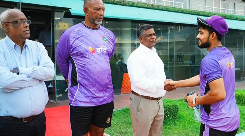দুপুরে ক্রিকেটারদের সঙ্গে বৈঠকে বসবেন বিসিবি সভাপতি