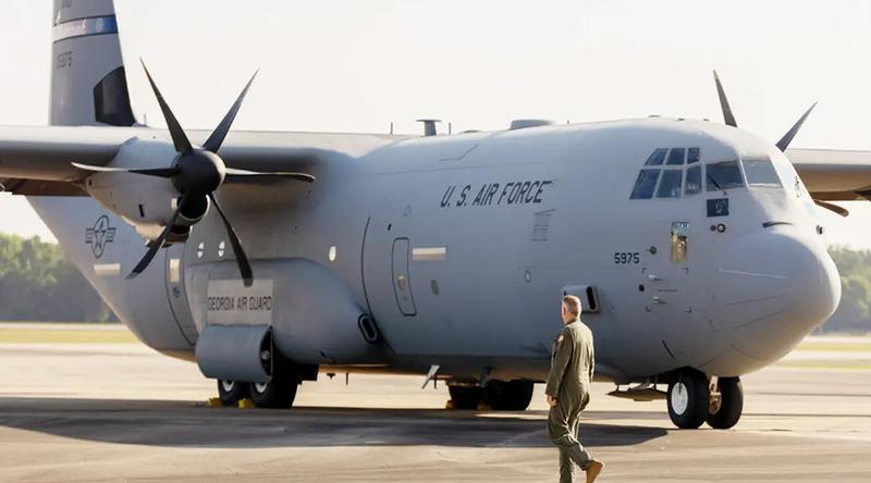 যুক্তরাষ্ট্রের সি-১৩০ বিমান ভূপাতিত করল ইরান