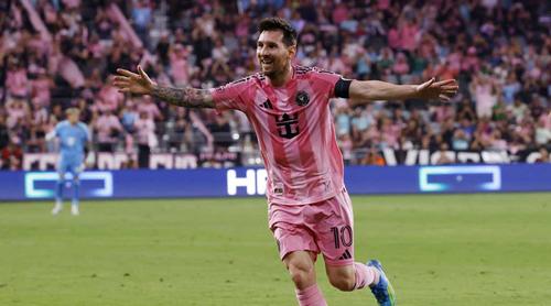 নতুন যাত্রায় গল্প লিখলেন মেসি