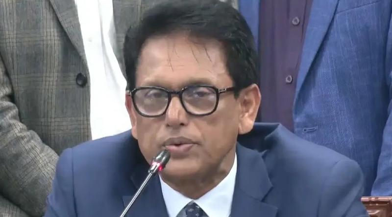 শিক্ষাপ্রতিষ্ঠানে অনলাইন-অফলাইন ক্লাস চালুর বিষয়ে বার্তা দিলেন শিক্ষামন্ত্রী