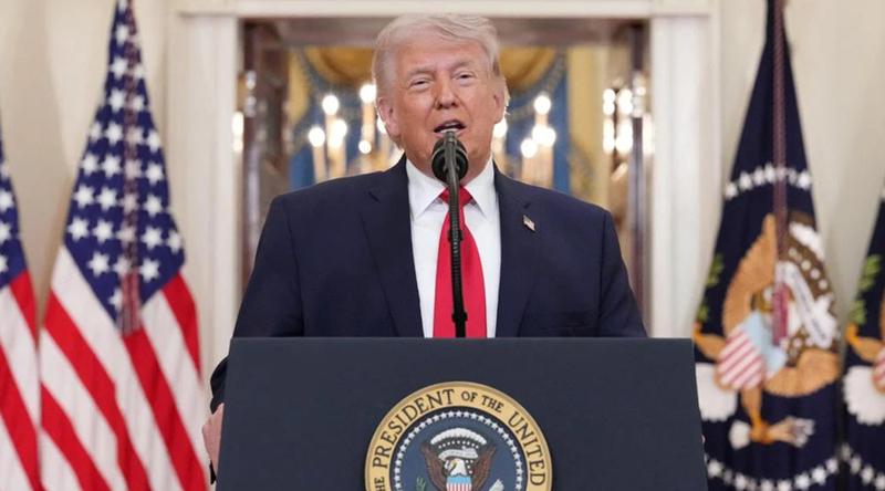 ট্রাম্পের হাসপাতালে ভর্তির গুঞ্জন নিয়ে কী জানাল হোয়াইট হাউস?