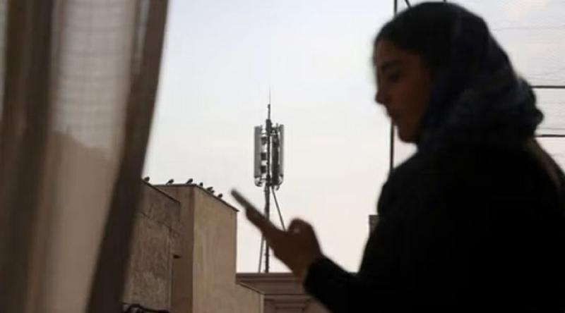 বিশ্বের দীর্ঘতম ইন্টারনেট ব্ল্যাকআউটের রেকর্ড গড়ল ইরান