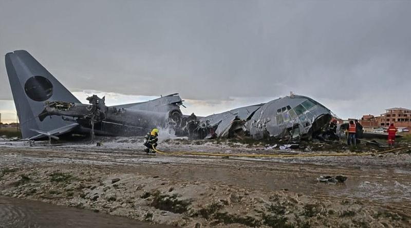 যুক্তরাষ্ট্রের দুটি বিমান ও দুটি ব্ল্যাক হক হেলিকপ্টার ধ্বংস করল ইরান
