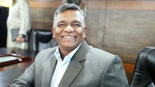 আমি আমার চেয়ারেই বসব : আমিনুল ইসলাম বুলবুল