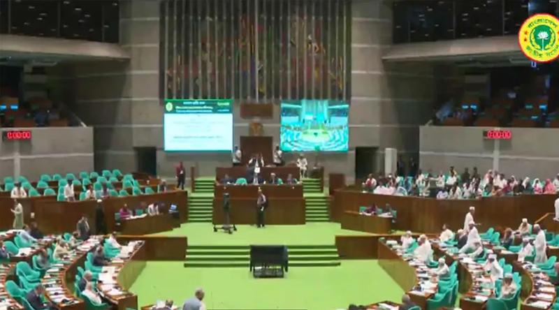 সংসদের সাউন্ড সিস্টেম রিপেয়ারে আমেরিকার কোম্পানির আগ্রহ নেই : স্পিকার