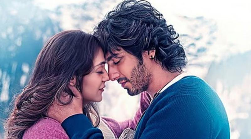 চেতক মঞ্চে সাইয়ারার জোড়া সাফল্য!