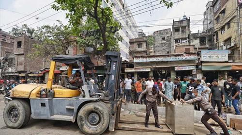 ফুটপাত দখলমুক্তে ডিএমপির অভিযান : জরিমানা প্রায় সাড়ে ৩ লাখ
