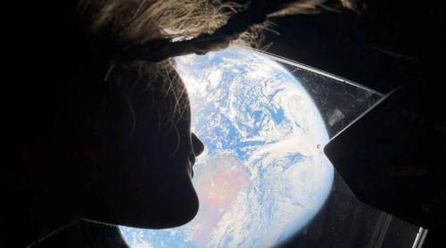 চাঁদ ও পৃথিবীর নতুন রূপ প্রকাশ করলেন ‘আর্টেমিস-২’ নভোচারীরা