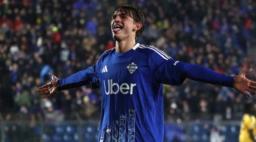 ৭০ মিলিয়ন ইউরোর প্রস্তাব ফিরিয়ে রিয়ালে ফিরছেন আর্জেন্টাইন তরুণ