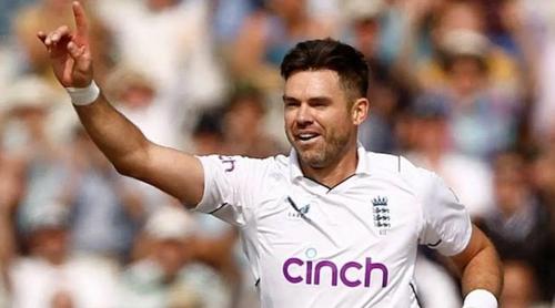 ৪৩ বছর বয়সেও অদম্য অ্যান্ডারসন