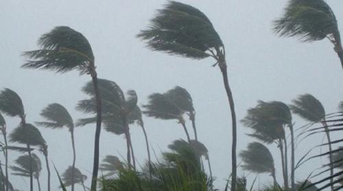 দুপুর ১টার মধ্যে ৬০ কি.মি. বেগে ঝড়সহ বৃষ্টির আভাস