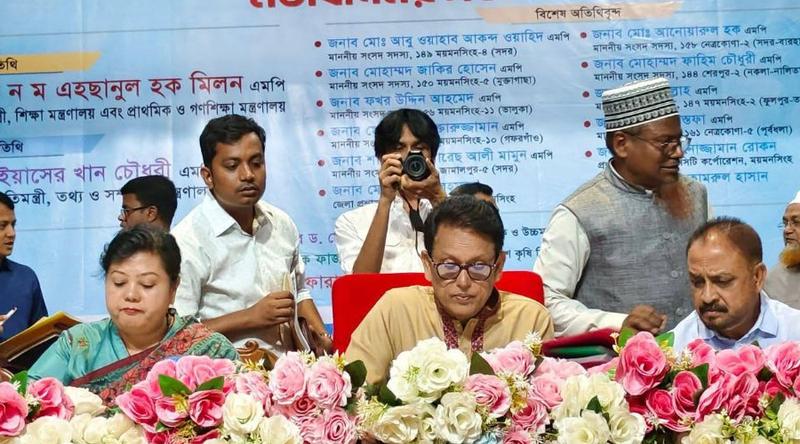 শিক্ষামন্ত্রীর অনুষ্ঠান বর্জন করল সাংবাদিকরা