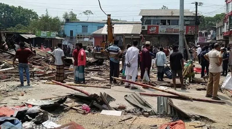 ঢাকা-চট্টগ্রাম মহাসড়কে ৪ শতাধিক অবৈধ স্থাপনা উচ্ছেদ