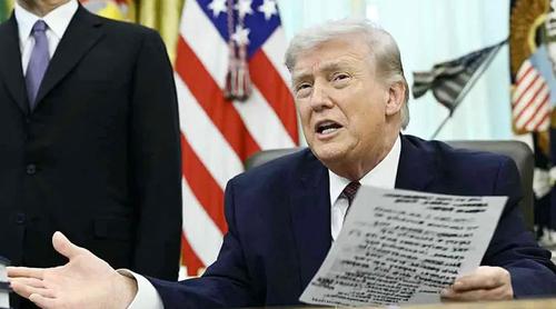 আমরা ইরানকে ধ্বংস করে দিচ্ছি : ট্রাম্প