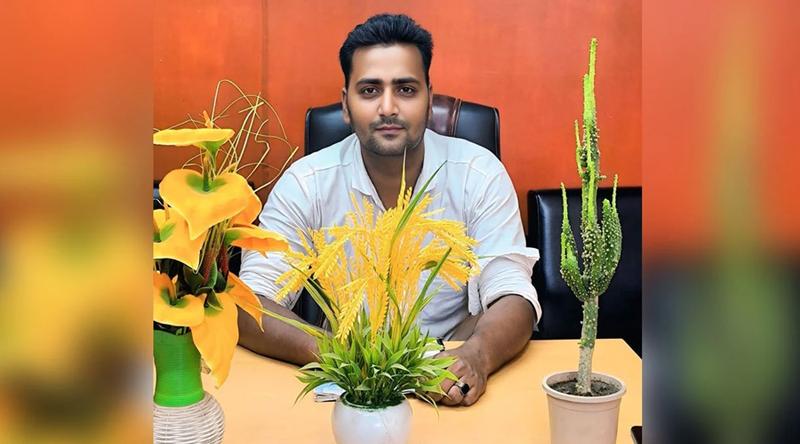 নওগাঁয় মাদক সেবনে জড়িত স্বেচ্ছাসেবক দল নেতা বহিষ্কার