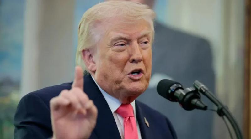 দ্বিতীয় পাইলটের তথ্য ফাঁসকারীকে খুঁজছে যুক্তরাষ্ট্র: ট্রাম্প