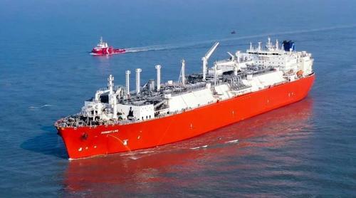 ৫১ হাজার টন জ্বালানি নিয়ে দুটি জাহাজ আসবে বুধবার