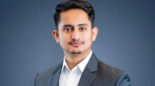 ‘অনলাইন ক্যাপ্টেন’- সারজিসের দুই শব্দের স্ট্যাটাসে তোলপাড়