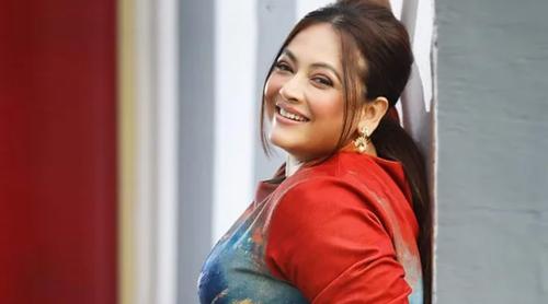 নিজেদের চাকরি নেই, খাবার নেই, তবু তারকার মুখ দেখে ভোট দেন জনগণ : শ্রীলেখা মিত্র