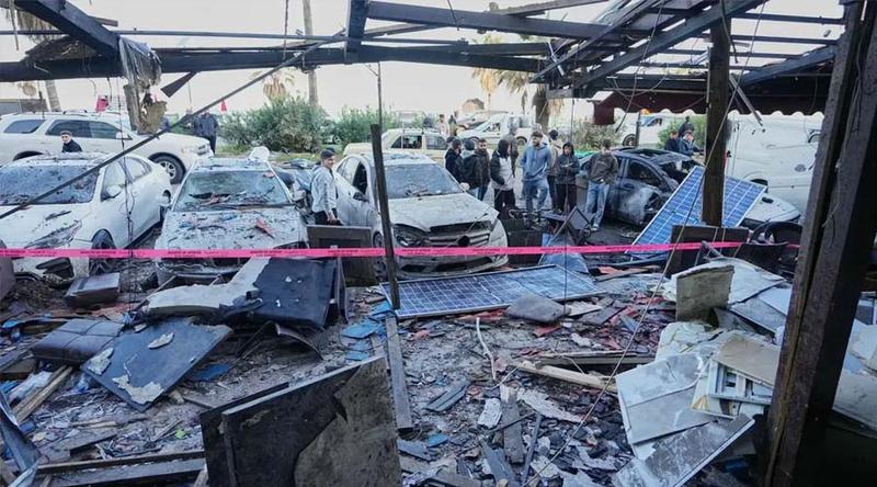 ইরানে হামলা থামিয়েছে ইসরায়েল