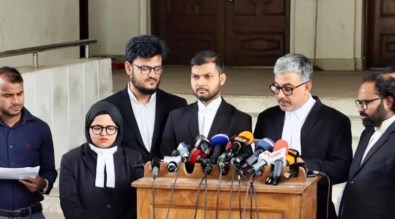 বিচার বিভাগে সরকারের হস্তক্ষেপের অভিযোগে প্রতিবাদ এনসিপির আইনজীবীদের