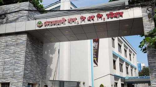 চট্টগ্রামে ছিনতাইকারী চক্রের মূলহোতাসহ ৭ সদস্য গ্রেপ্তার