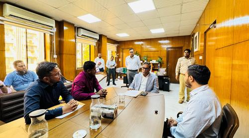 চক্ষু সেবার উন্নয়নে কাউন্সিল গঠনের দাবি: স্বাস্থ্য প্রতিমন্ত্রীর সঙ্গে অপটোমেট্রিস্টদের বৈঠক