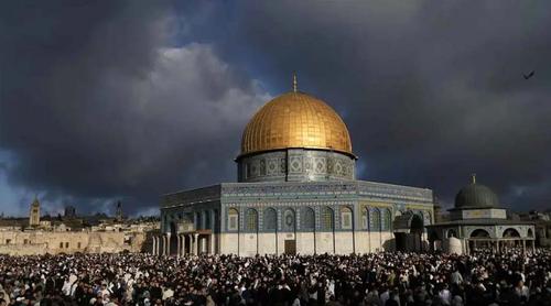 ৪০ দিন পর খুলে দেওয়া হলো আল-আকসা